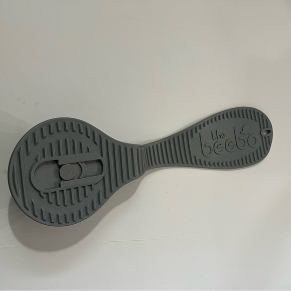 Beebo Baby Bottle Holder in Charcoal - Picture 8 of 10